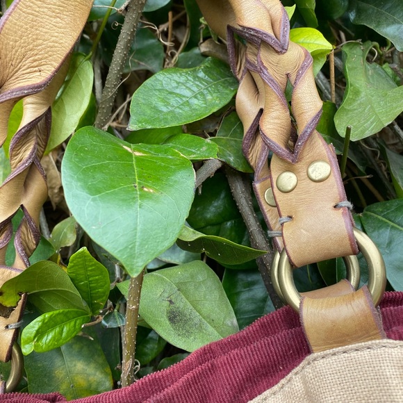 Cotton & leather LUCKY BRAND bag! Cute floral stitching! Unique colors- FUN/ EUC - Picture 4 of 16